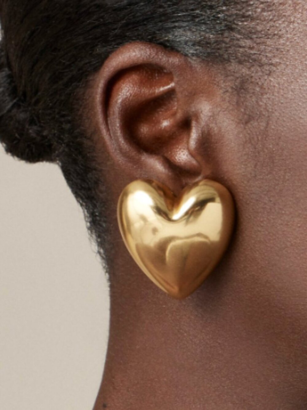 JCrew: Oversized heart earrings - Picture 4 of 5